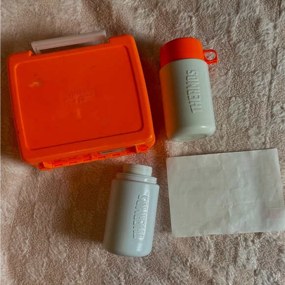 Vintage New Kids On The Block NKOTB Lunch Box & Thermos Orange Plastic 1990 - Picture 2 of 6